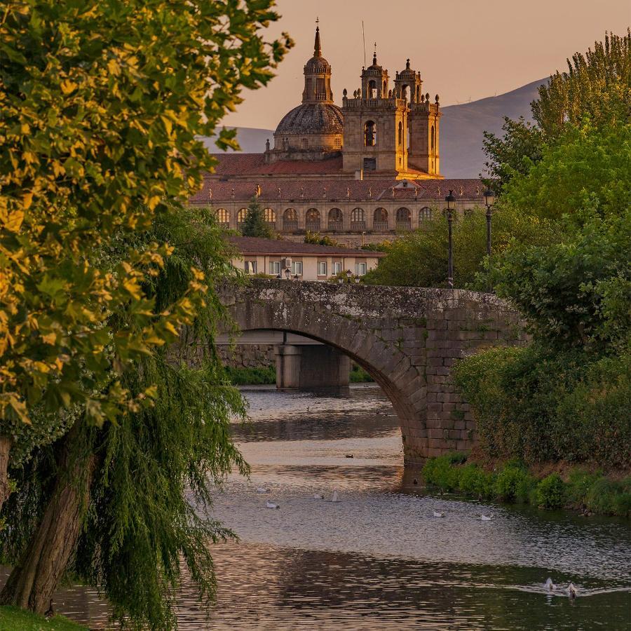 Willa Morin Grey Casa En El Corazon De La Ribeira Sacra Monforte De Lemos Zewnętrze zdjęcie